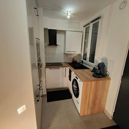 Joli Appartement Au Pied Du Tramway Bezons Exteriér fotografie