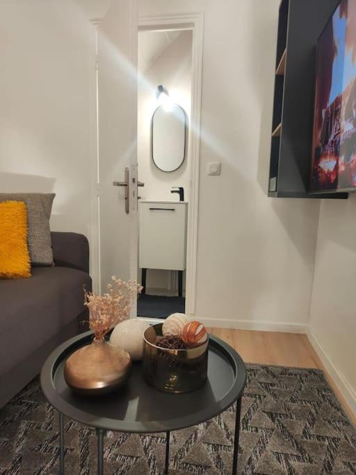 Joli Appartement Au Pied Du Tramway Bezons Exteriér fotografie